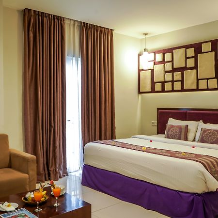 Lombok Plaza Hotel And Convention Mataram Exterior foto