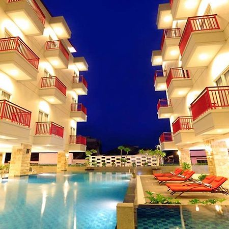 Lombok Plaza Hotel And Convention Mataram Exterior foto
