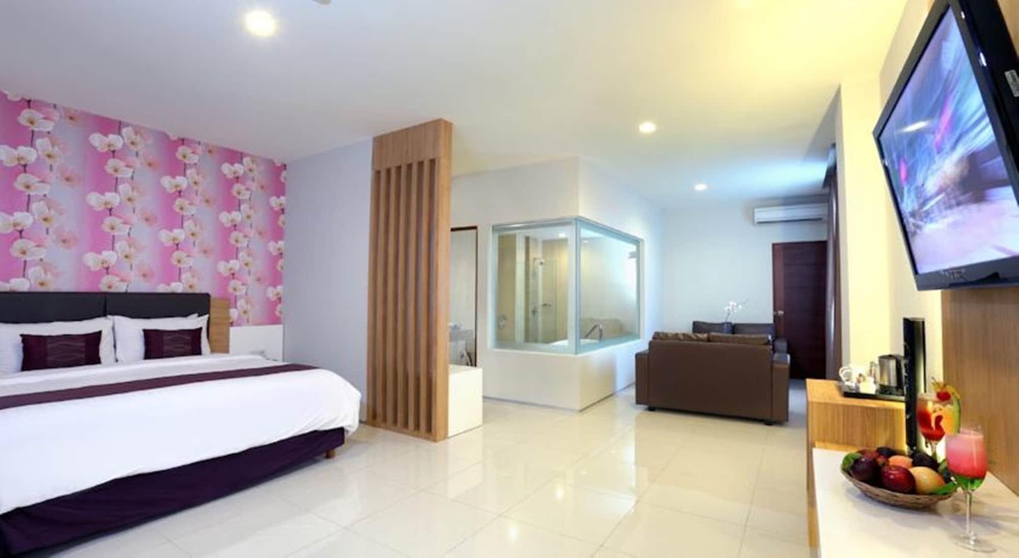 Lombok Plaza Hotel And Convention Mataram Exterior foto
