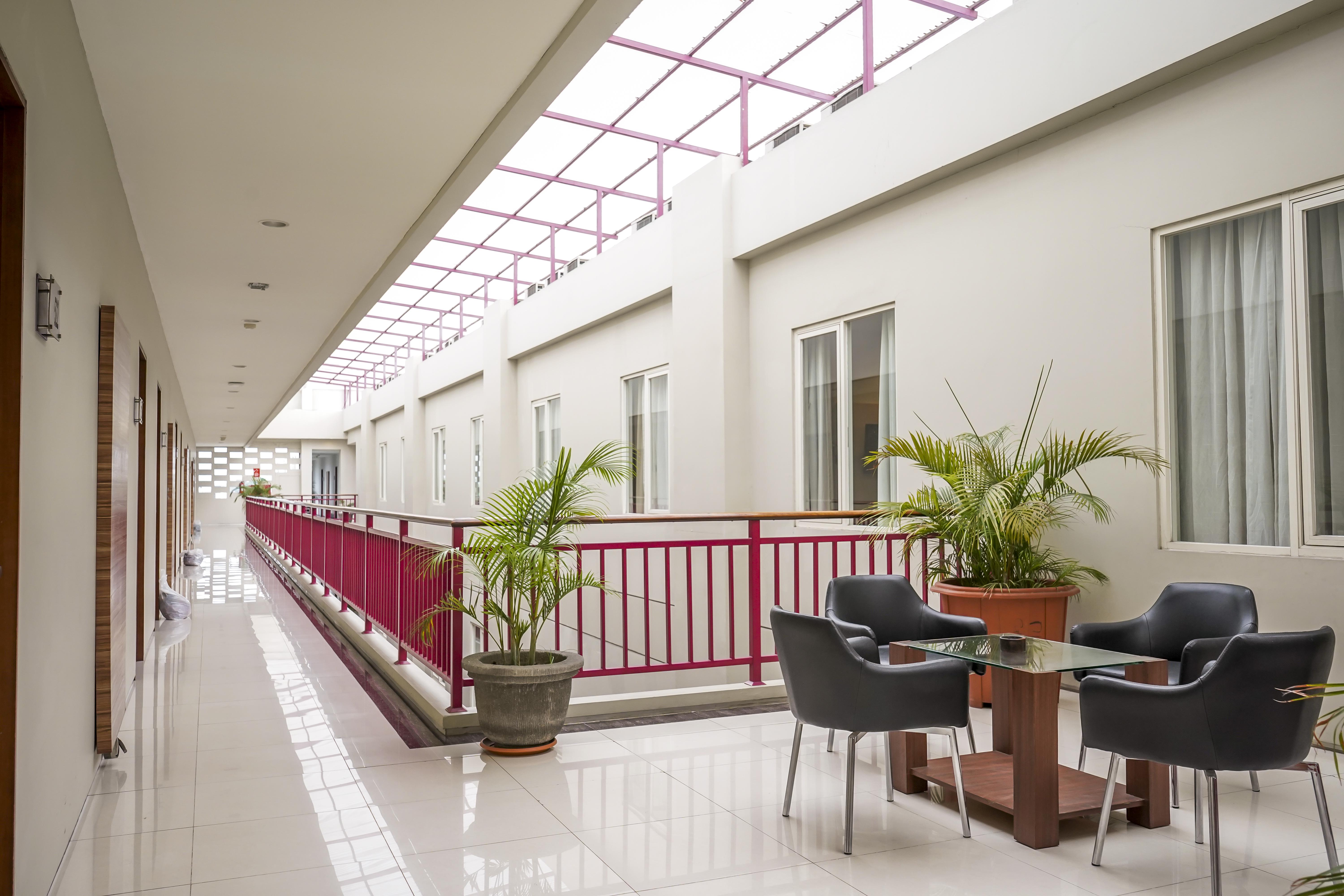 Lombok Plaza Hotel And Convention Mataram Exterior foto