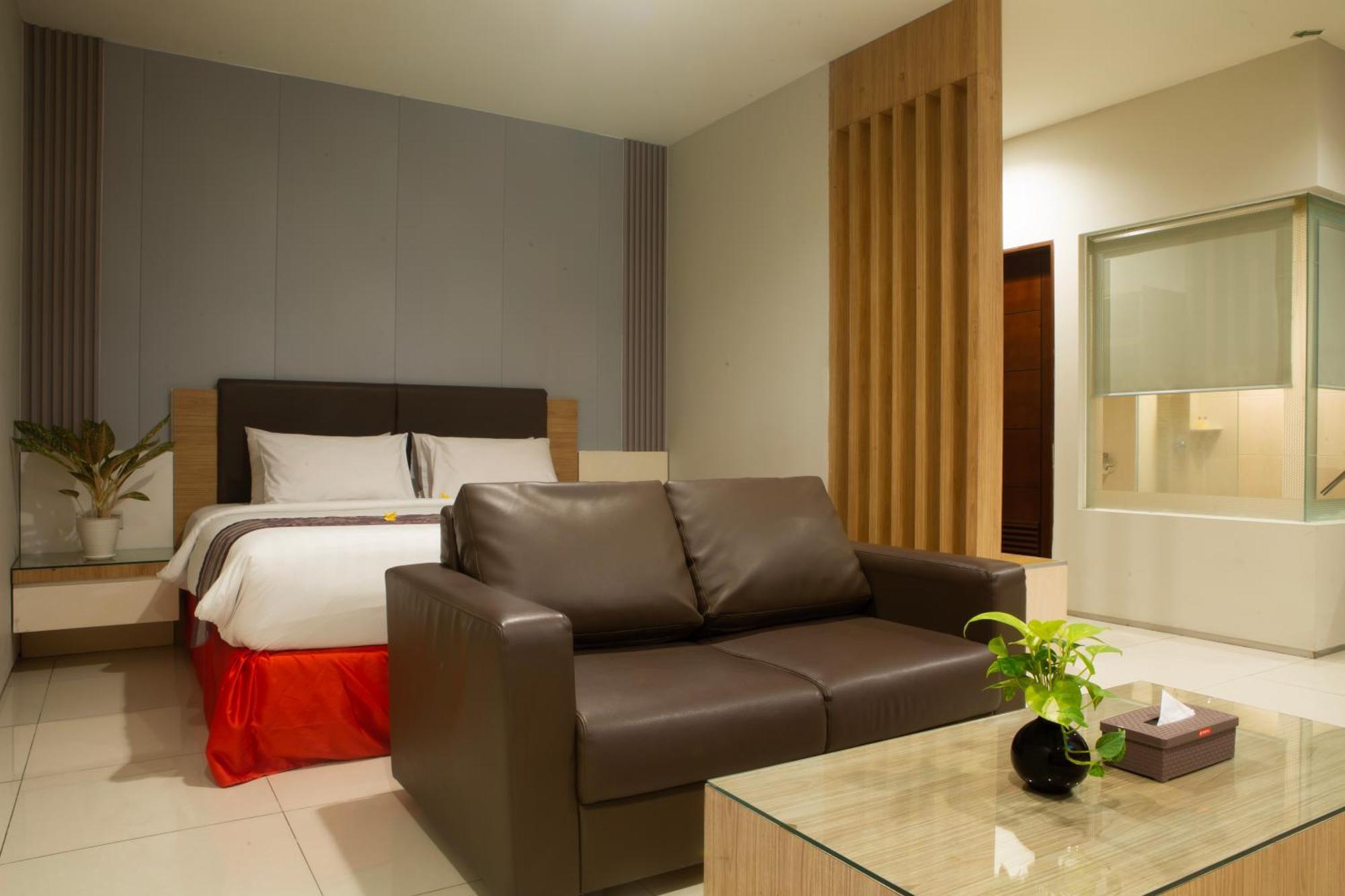 Lombok Plaza Hotel And Convention Mataram Exterior foto